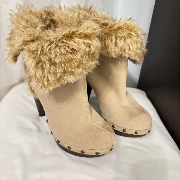 Seychelles Crypt SAND TAUPE SUEDE Studded Fur CUFF Boot Size 7.5 - Picture 2 of 10
